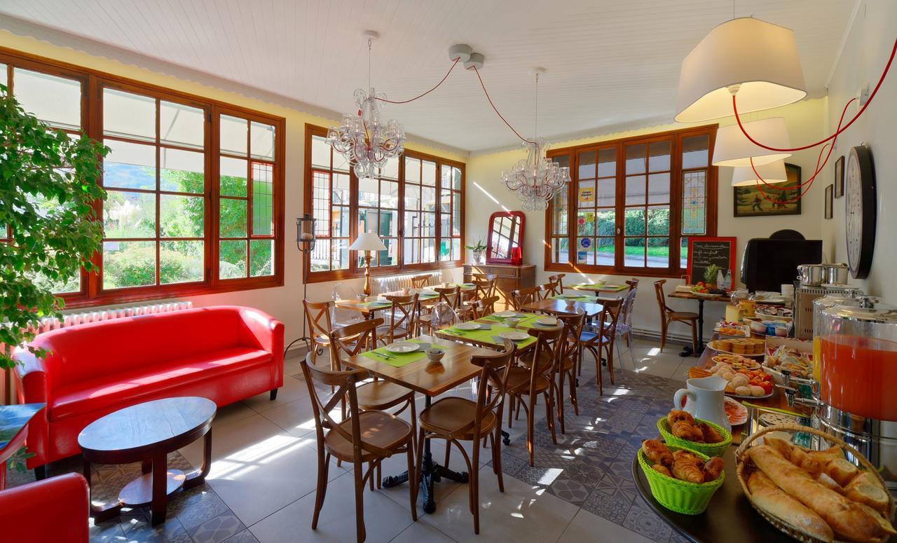 Hotel Du Parc La Rochette  ภายนอก รูปภาพ